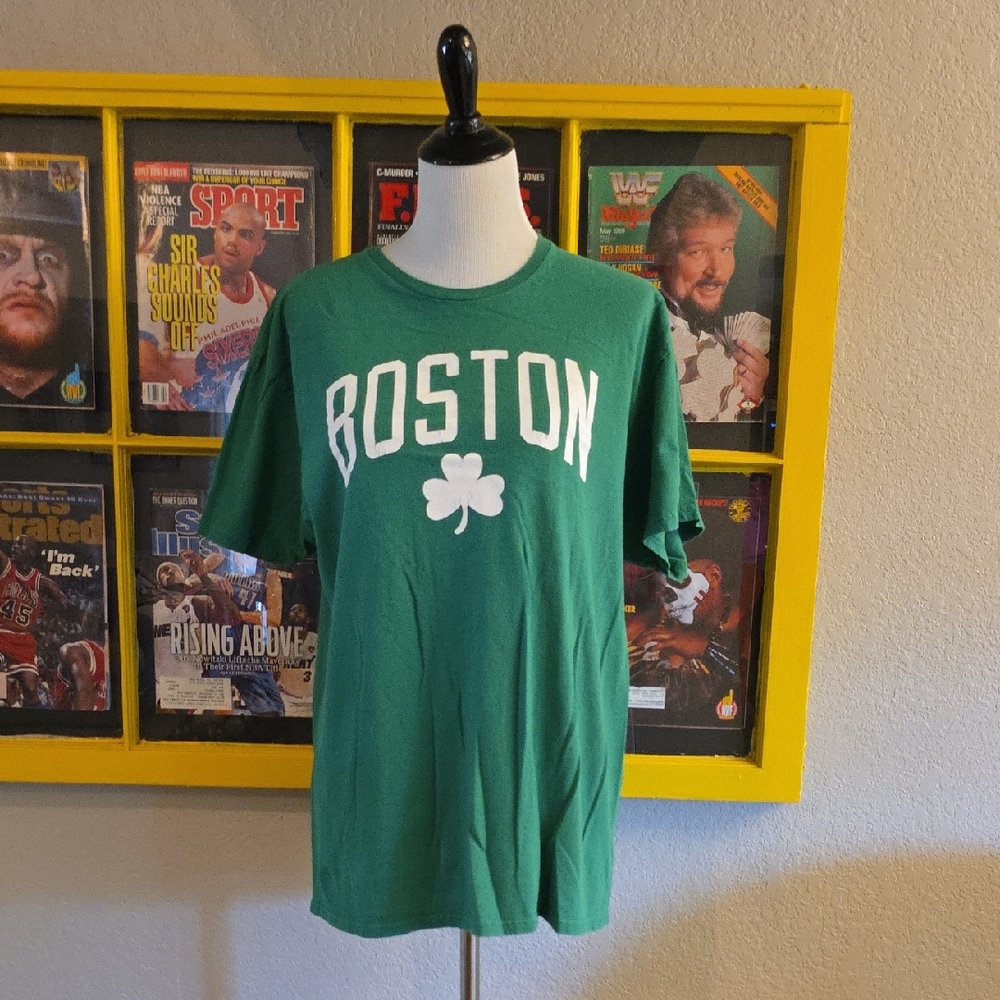 Vtg CELTICS Short Sleeve Tee